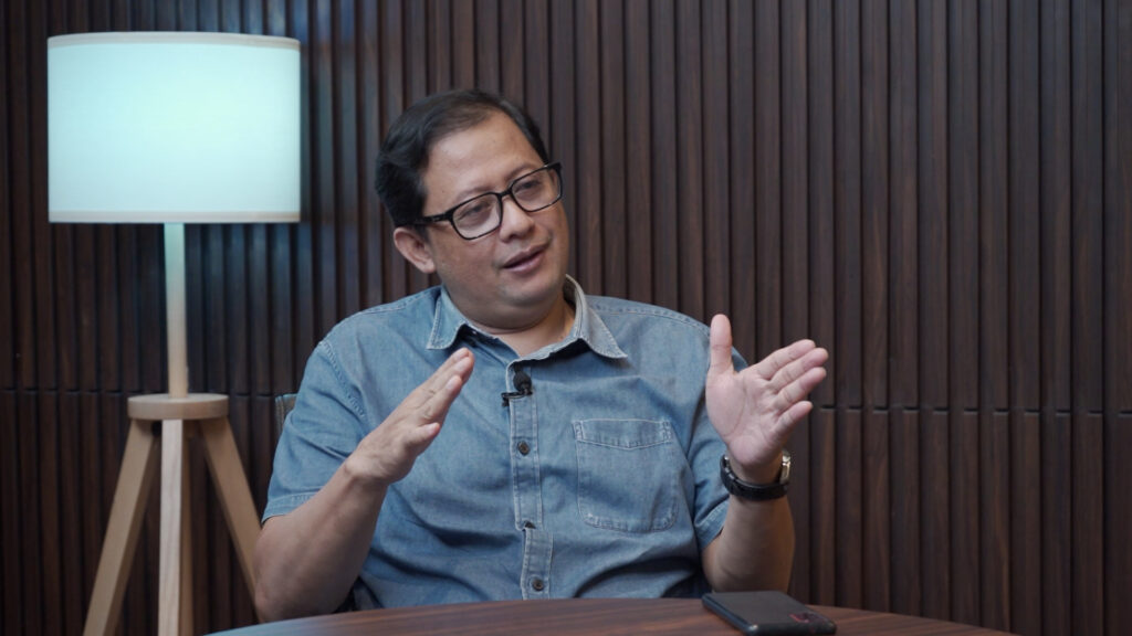 c0002.00 03 18 13.still014