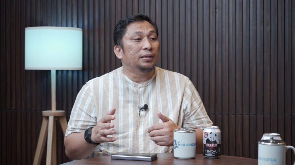 c0001.00 05 33 01.still005