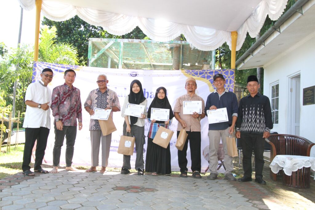Hangatnya Kebersamaan di Bogor View 2: Dari Lantunan Ayat Suci Warga Yaman hingga Penghargaan Anak Berprestasi" whatsapp image 2026 04 12 at 13.29.35